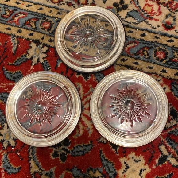 Frank M Whiting silver plate and glass coasters. - Picture 2 of 2
